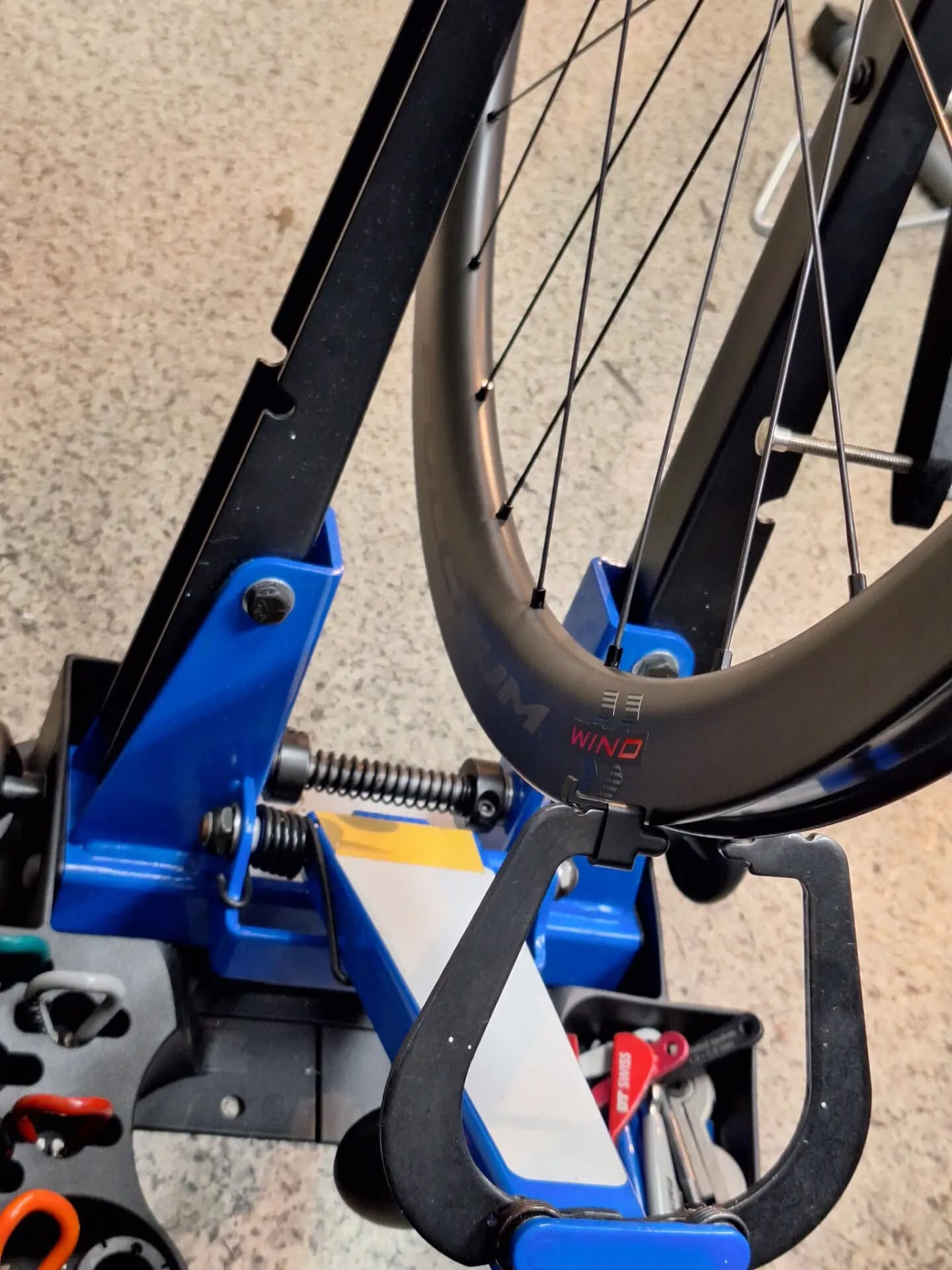 日本限定・生産数限定のFulcrum WIND 42をご用意