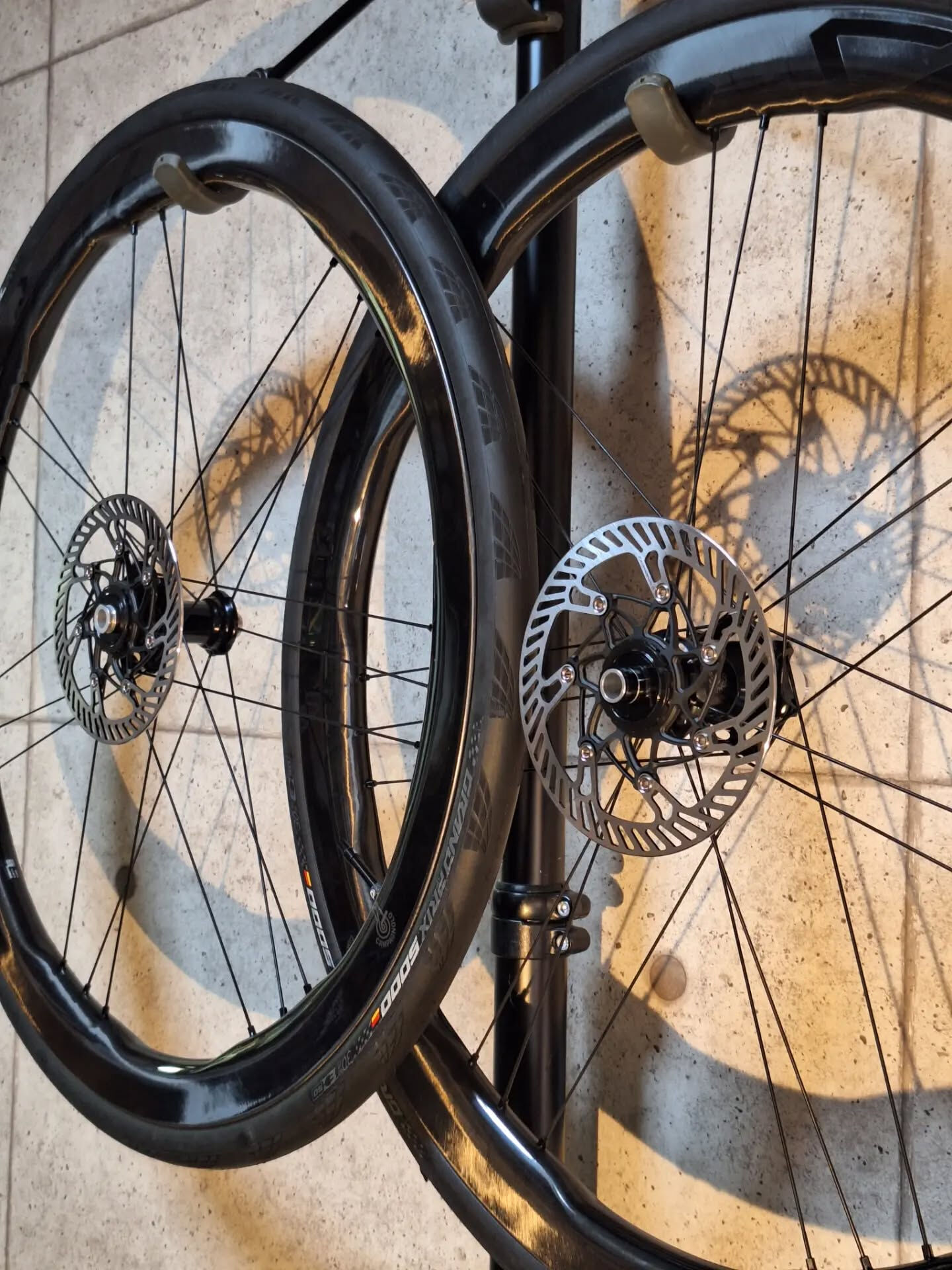 CampagnoloのSHAMAL DUAL PROFILE