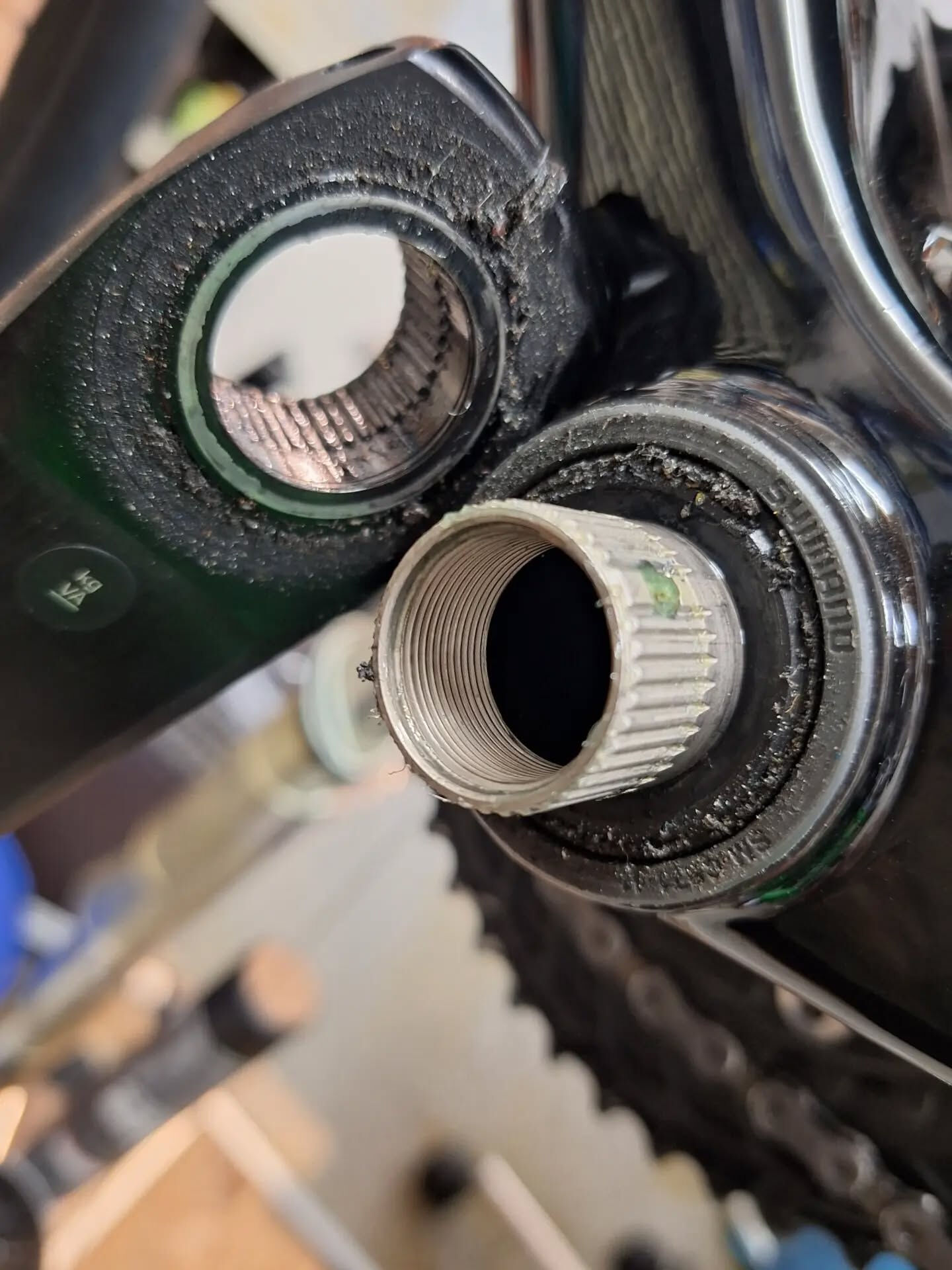 自転車はメンテナンスが必要です