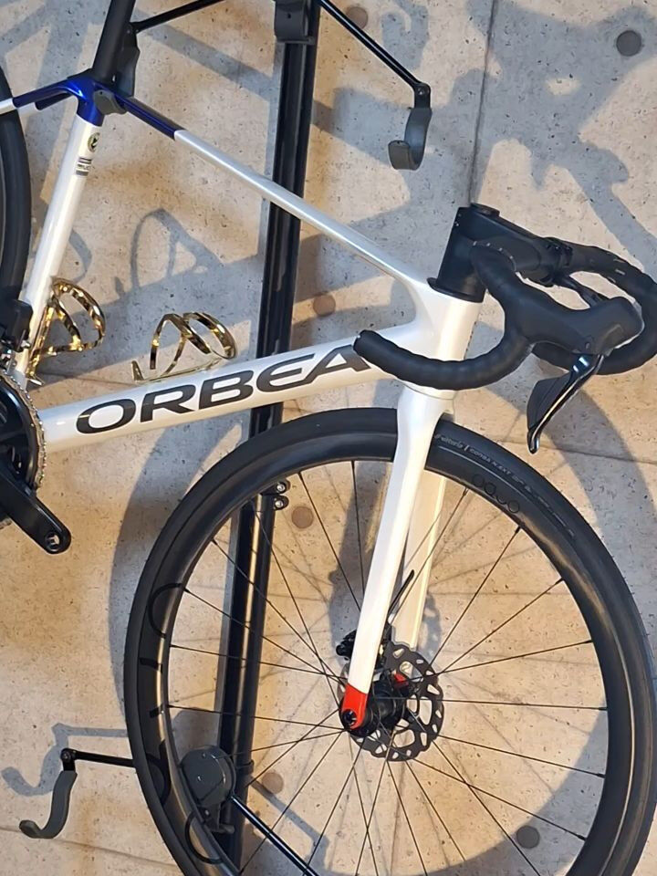 ORBEAのORCA M30i LTD PWRをご用意させていただきました。
