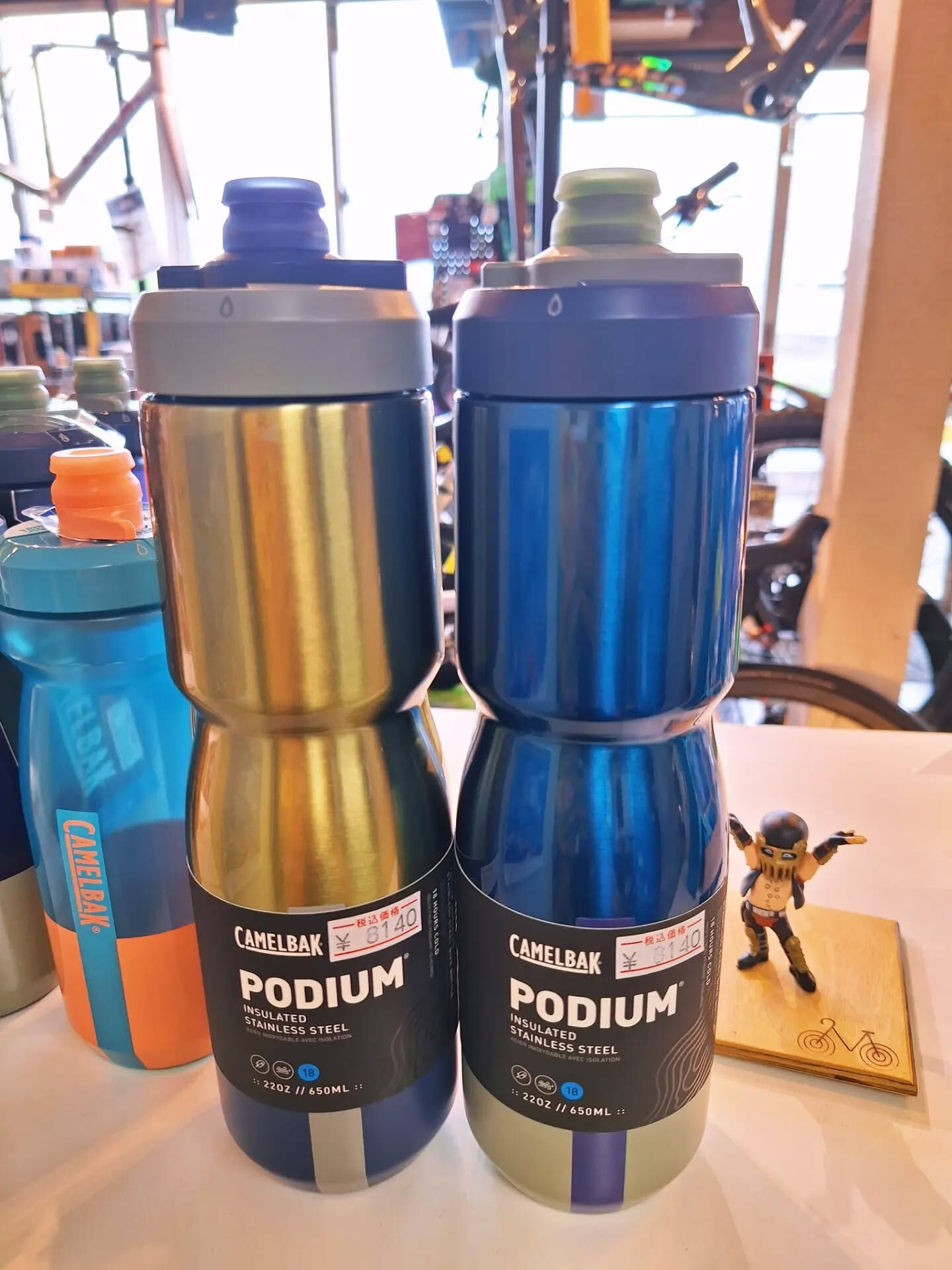 PODIUMボトルの新色入荷しました！