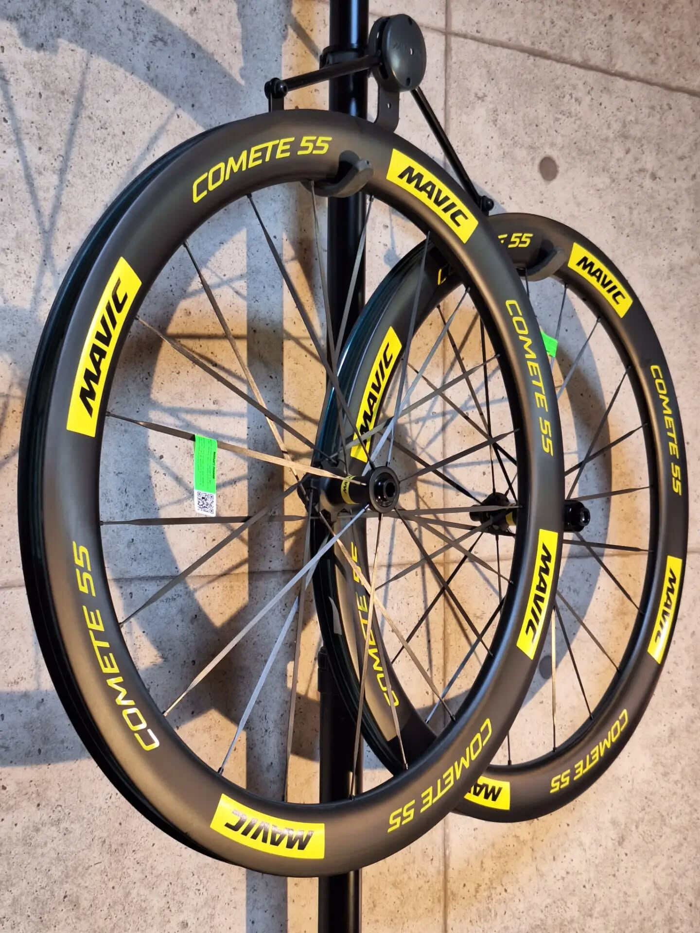 日本のみの100セット限定ホイール入荷！